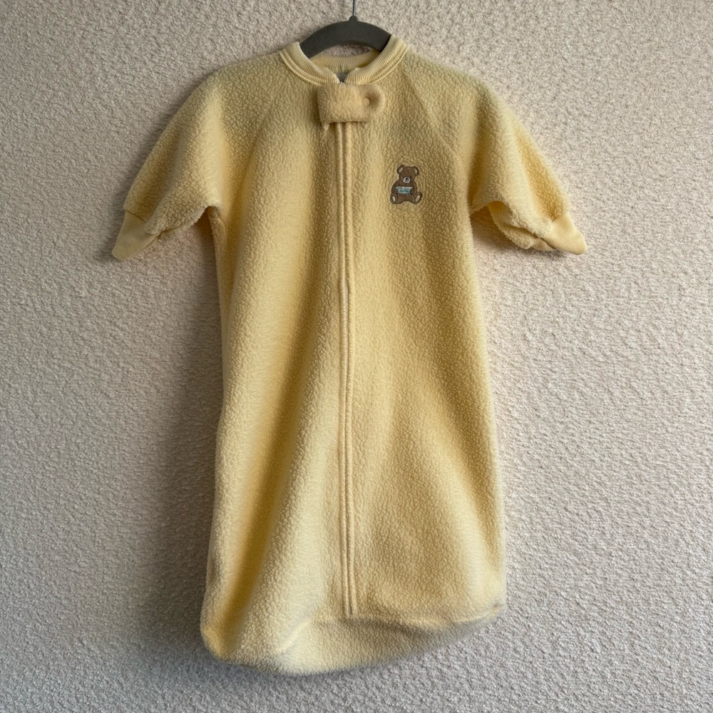Vintage Carters Yellow Fleece Embroidered Bear Soft Sleepsack Size 0-12 Months